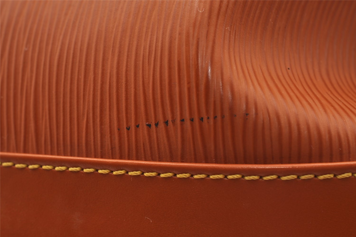 Authentic Louis Vuitton Epi Randonnee PM Shoulder Bag Brown M52353 LV 4341I