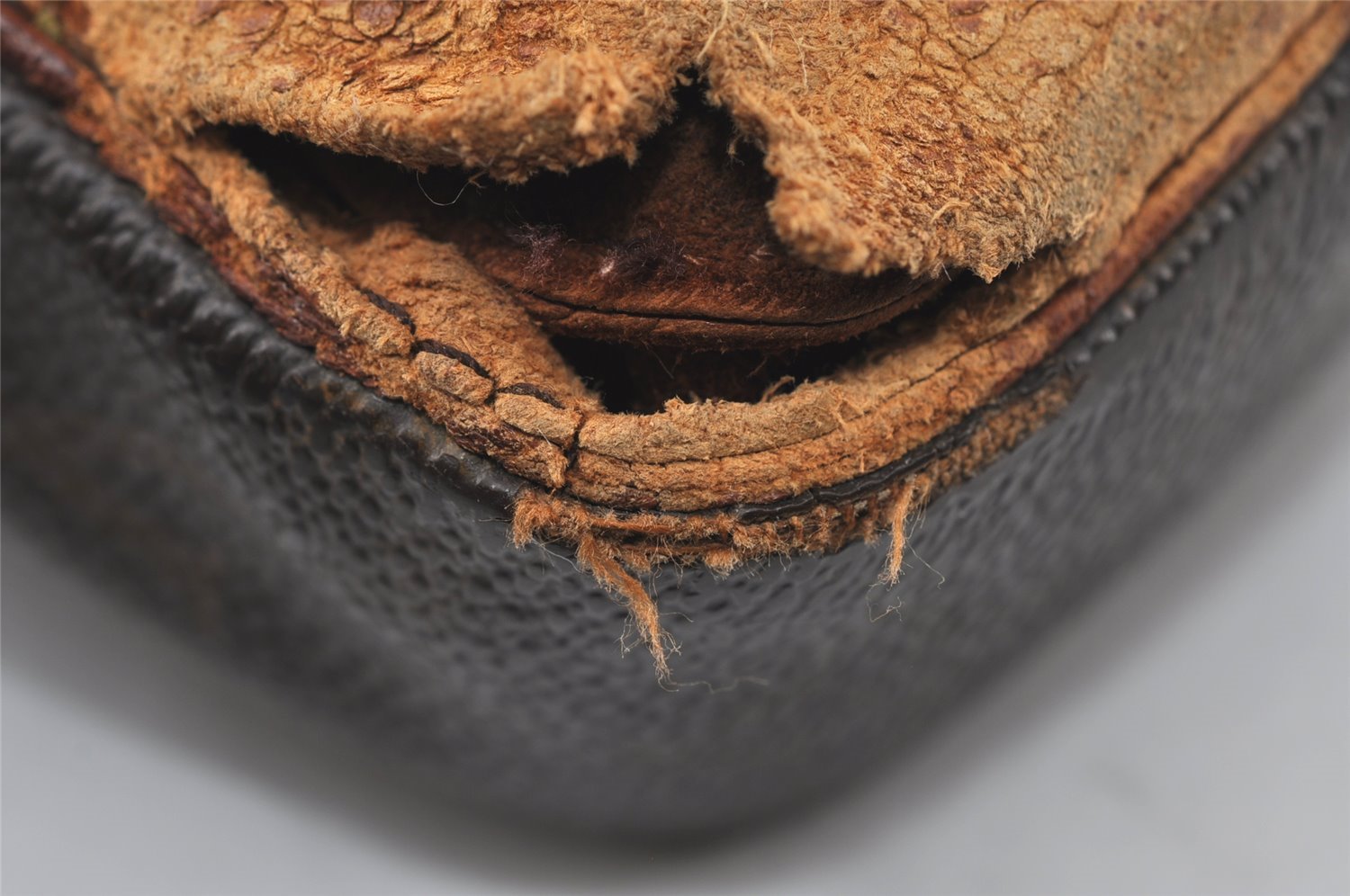 Authentic Louis Vuitton Monogram Marly Dragonne GM M51825 Clutch Hand Bag 4344I