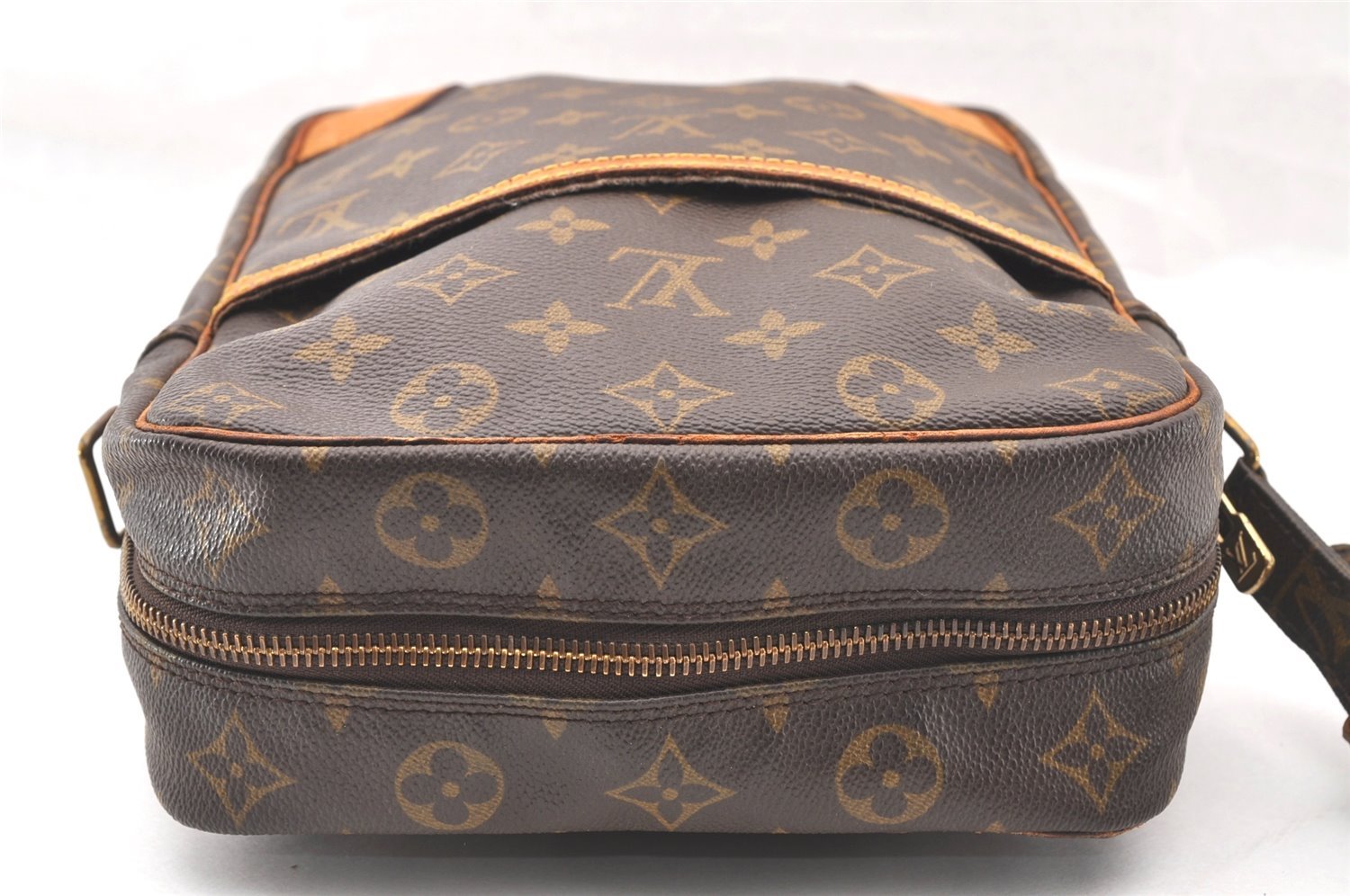 Authentic Louis Vuitton Monogram Danube MM Shoulder Cross Bag M45264 Junk 4349I