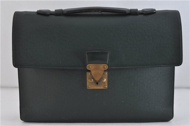 Authentic LOUIS VUITTON Taiga Serviette Kourad Brief Case Green M30074 LV 4354C