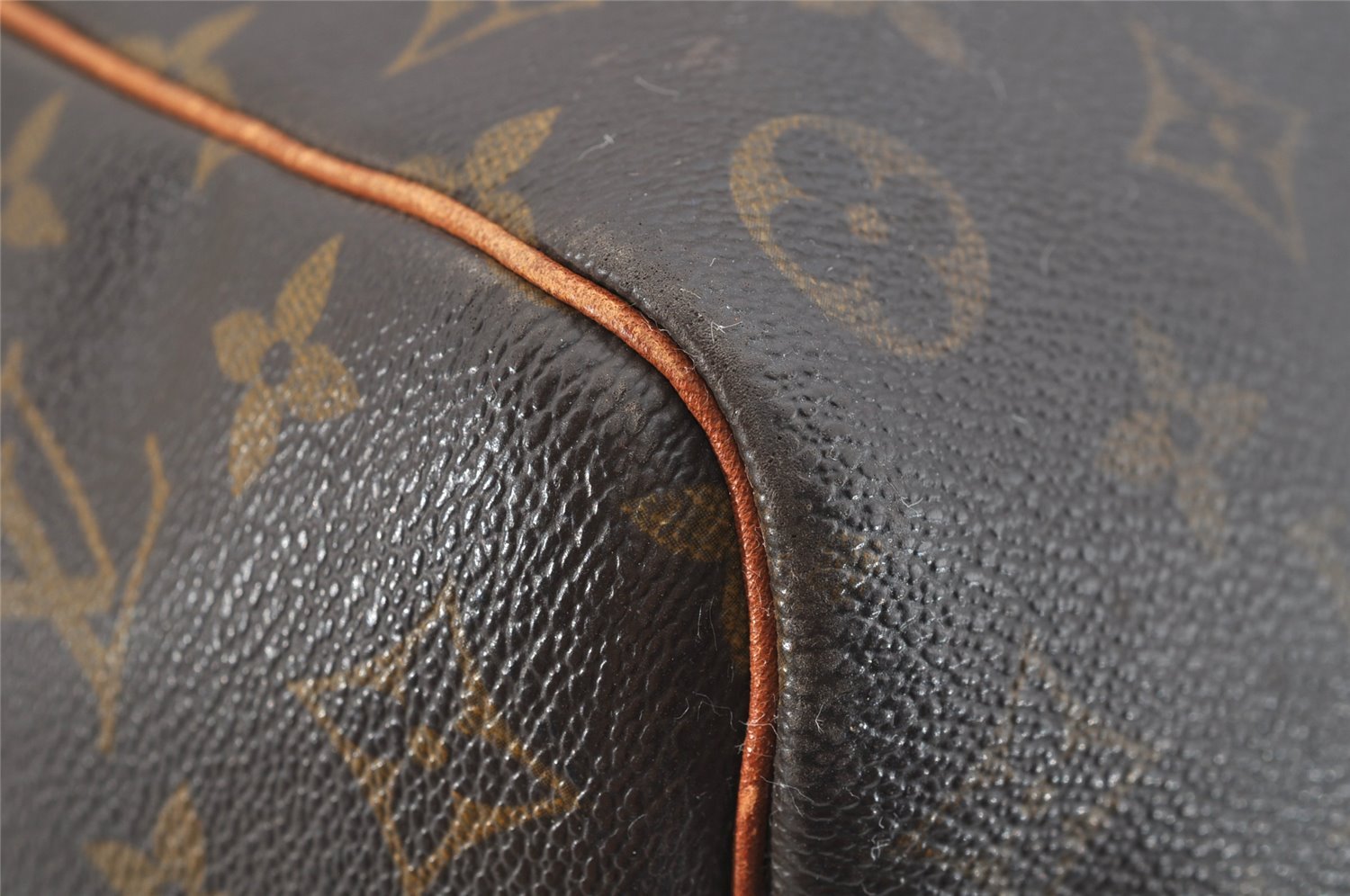 Authentic Louis Vuitton Monogram Keepall 50 Travel Boston Bag M41426 LV 4358I