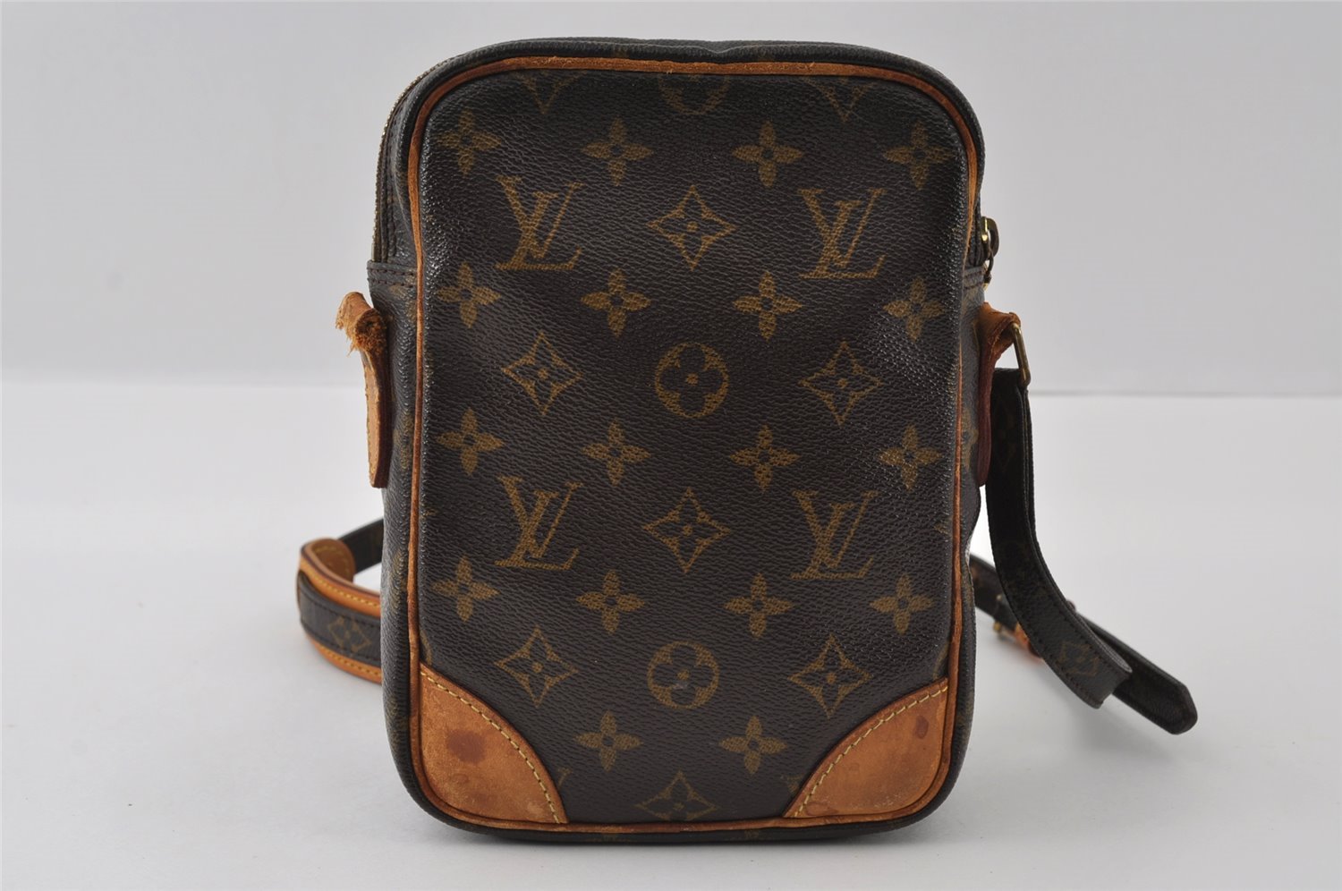 Authentic Louis Vuitton Monogram Amazone Shoulder Cross Bag M45236 Junk 4361I
