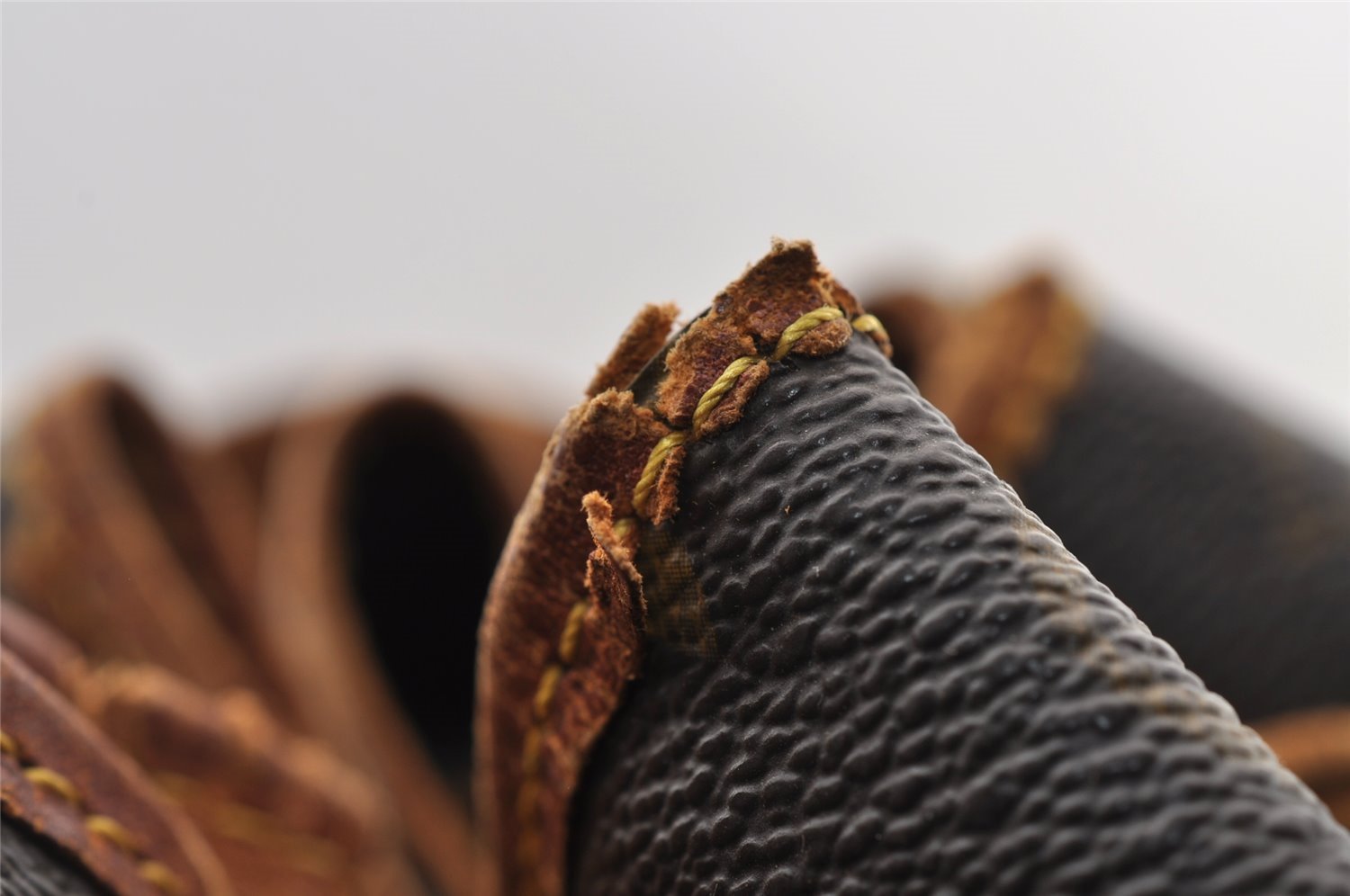 Authentic Louis Vuitton Monogram Noe Shoulder Drawstring Bag M42224 LV 4363I