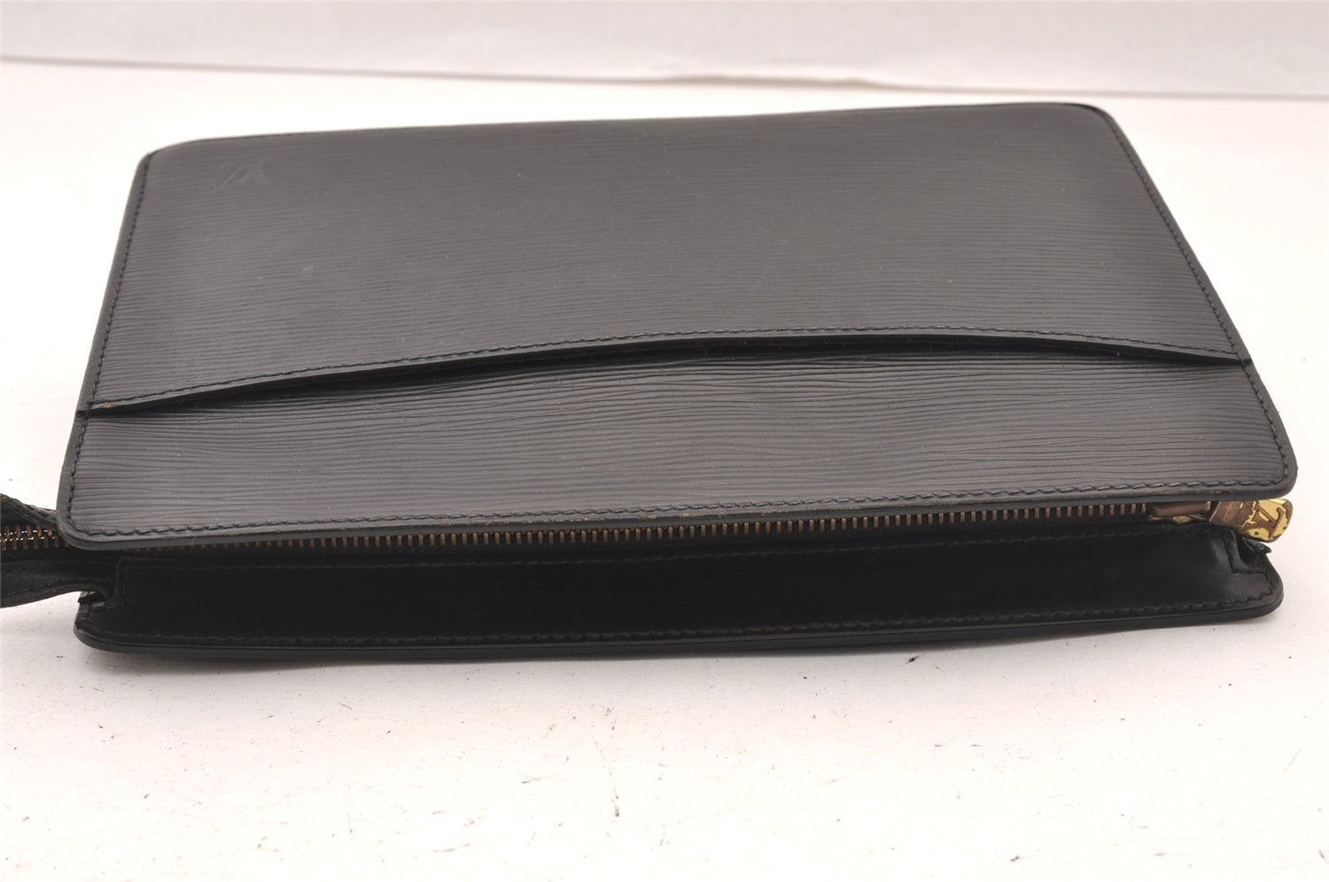 Authentic Louis Vuitton Epi Pochette Homme Clutch Hand Bag Black M52522 LV 4366I