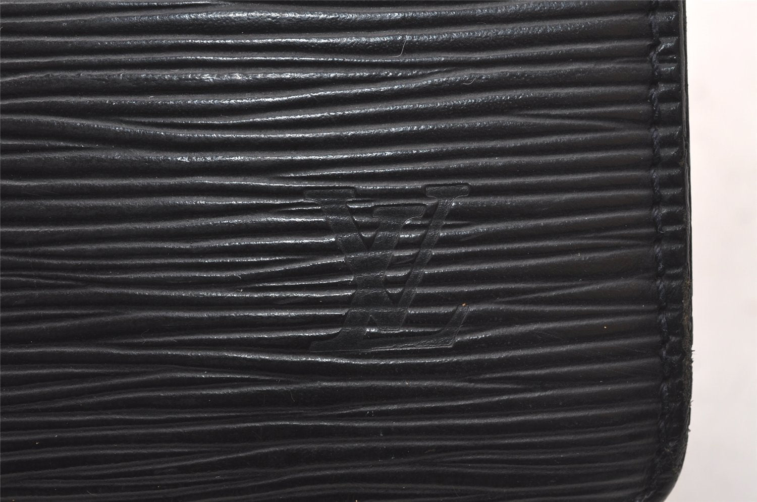 Authentic Louis Vuitton Epi Pochette Homme Clutch Hand Bag Black M52522 LV 4366I