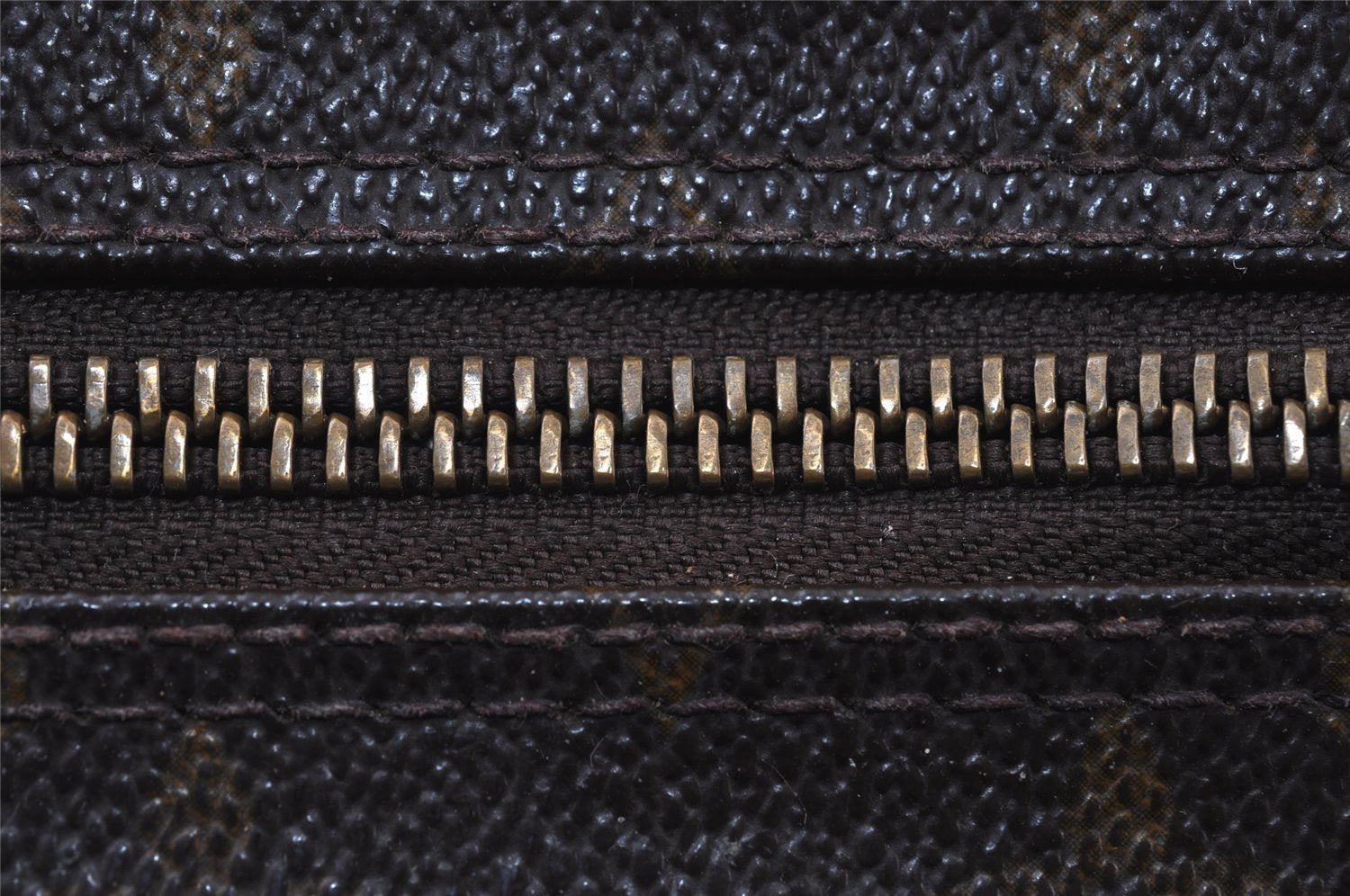 Auth Louis Vuitton Monogram Trousse Toilette 28 Clutch Bag M47522 Junk 4373I