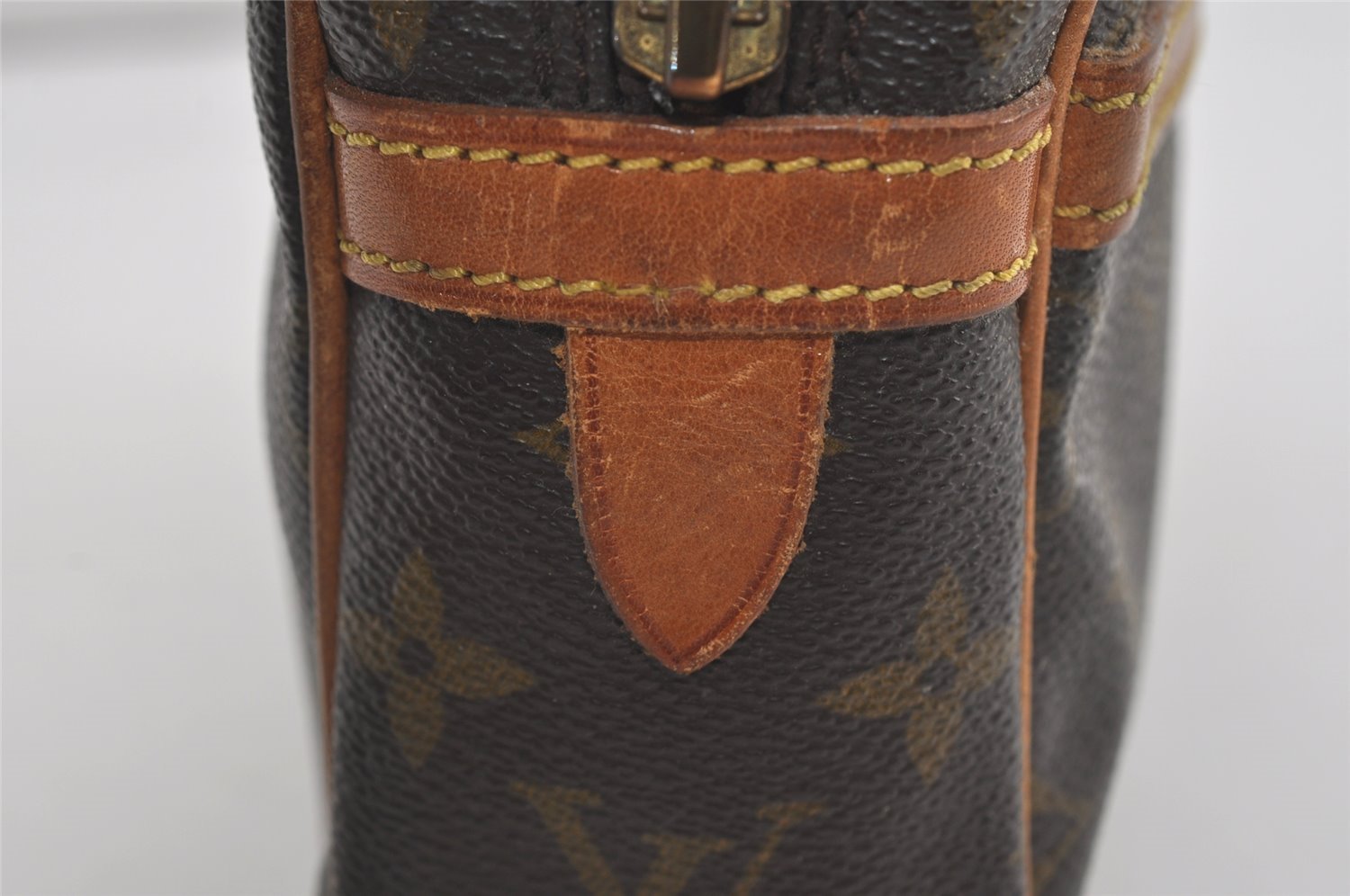 Authentic Louis Vuitton Monogram Compiegne 23 Clutch Hand Bag M51847 LV 4376I