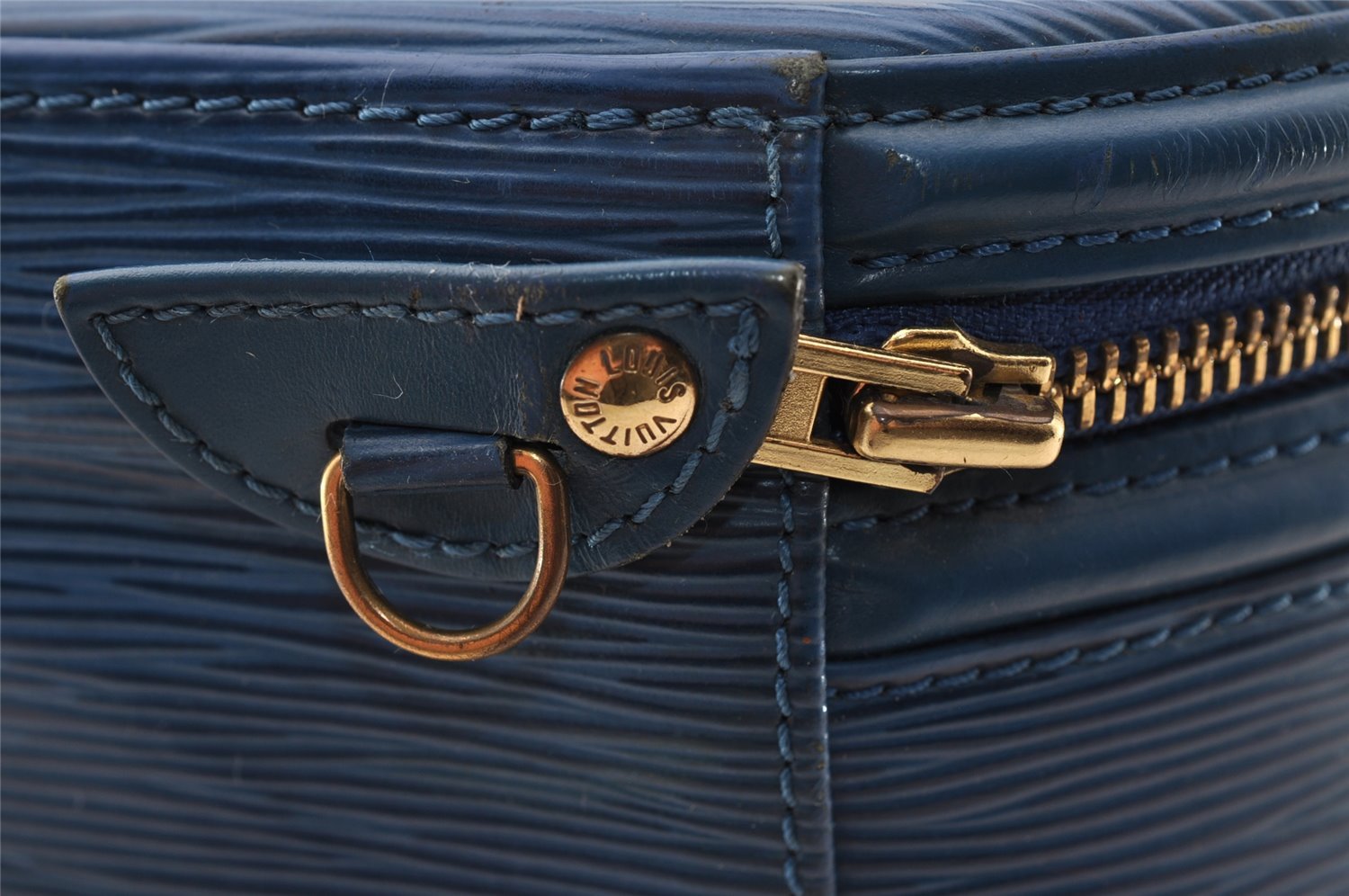 Authentic Louis Vuitton Epi Cannes Cosmetic Hand Bag Purse Blue M48035 LV 4380I