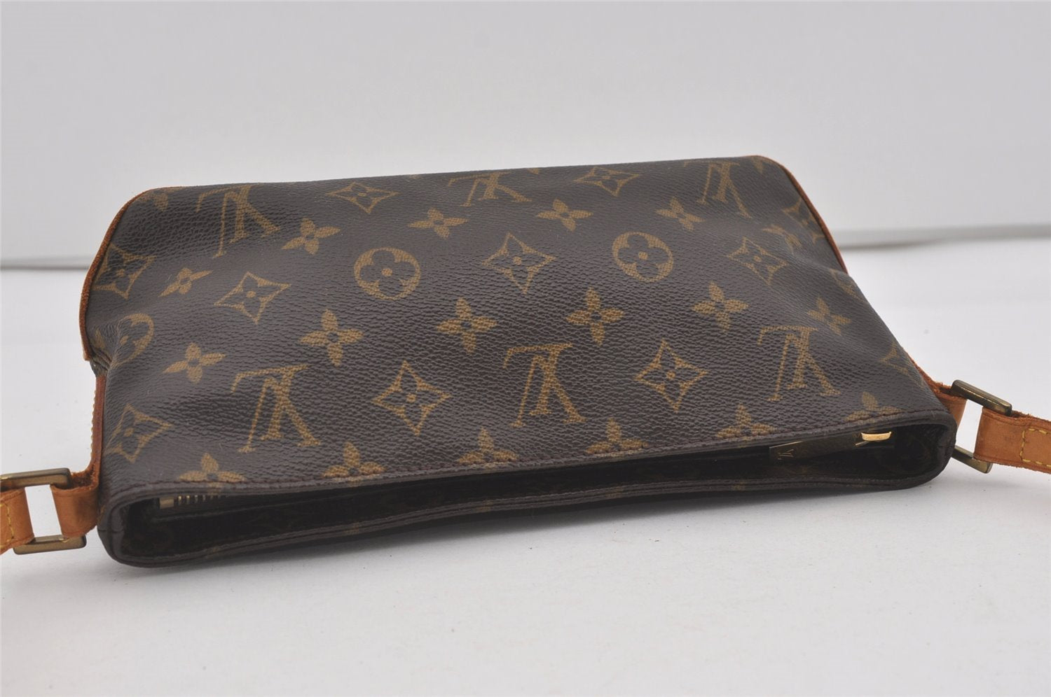 Authentic Louis Vuitton Monogram Trotteur Shoulder Cross Bag M51240 LV 4392I