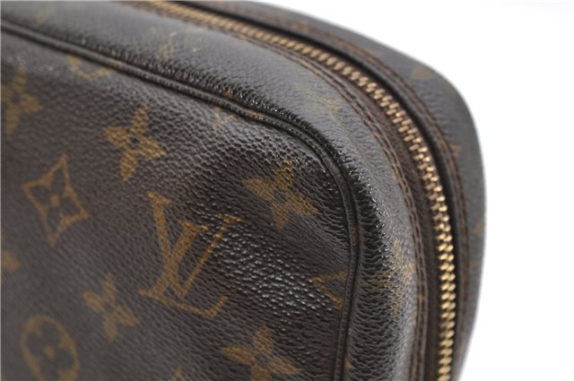 Auth Louis Vuitton Monogram Trousse Toilette 23 Clutch Hand Bag M47524 LV 4397D