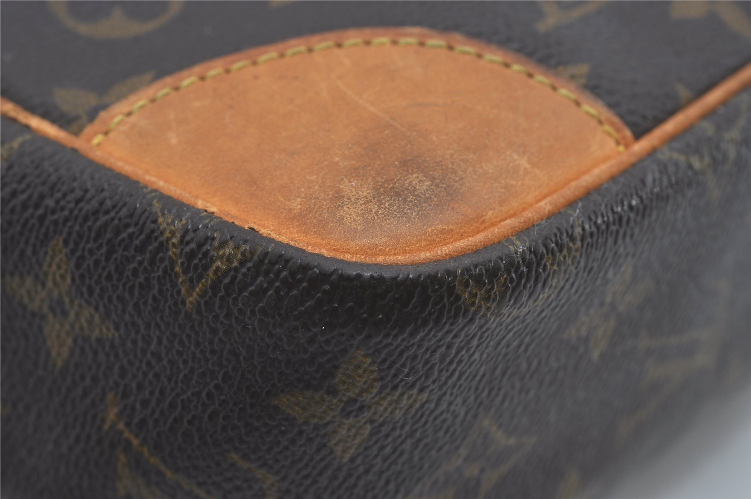 Auth Louis Vuitton Monogram Trocadero 30 Shoulder Cross Bag M51272 LV Junk 4400I