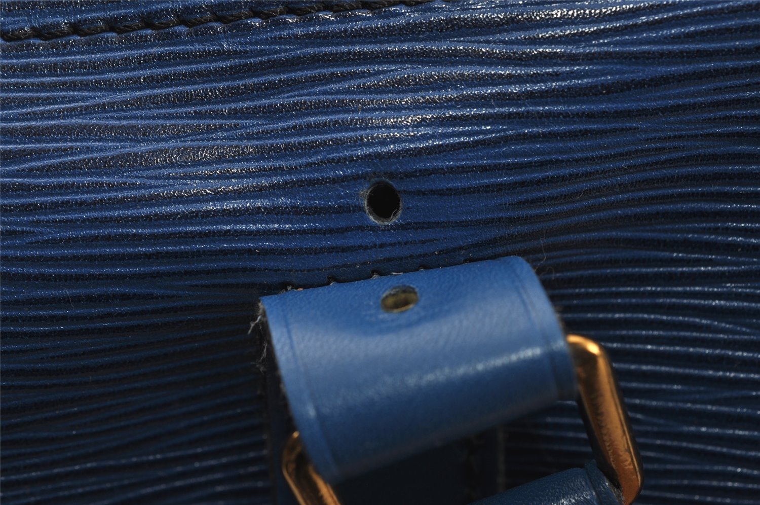 Authentic Louis Vuitton Epi Keepall 50 Boston Travel Bag Blue M42965 LV 4405I