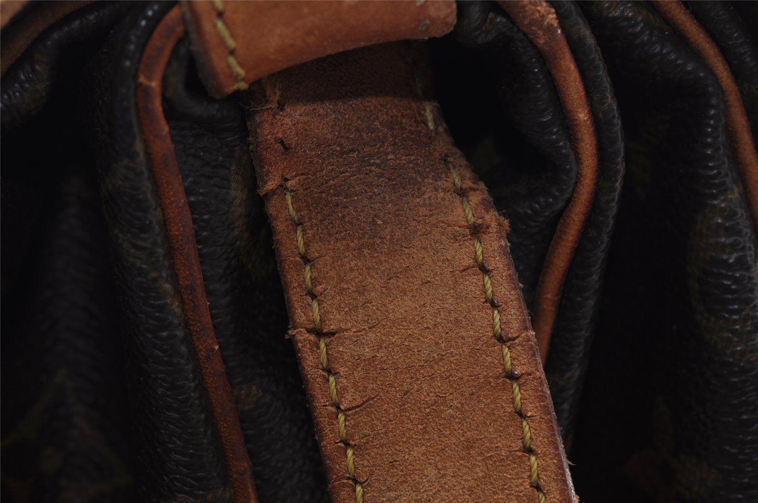 Authentic Louis Vuitton Monogram Saumur 35 Shoulder Cross Bag M42254 Junk 4408I