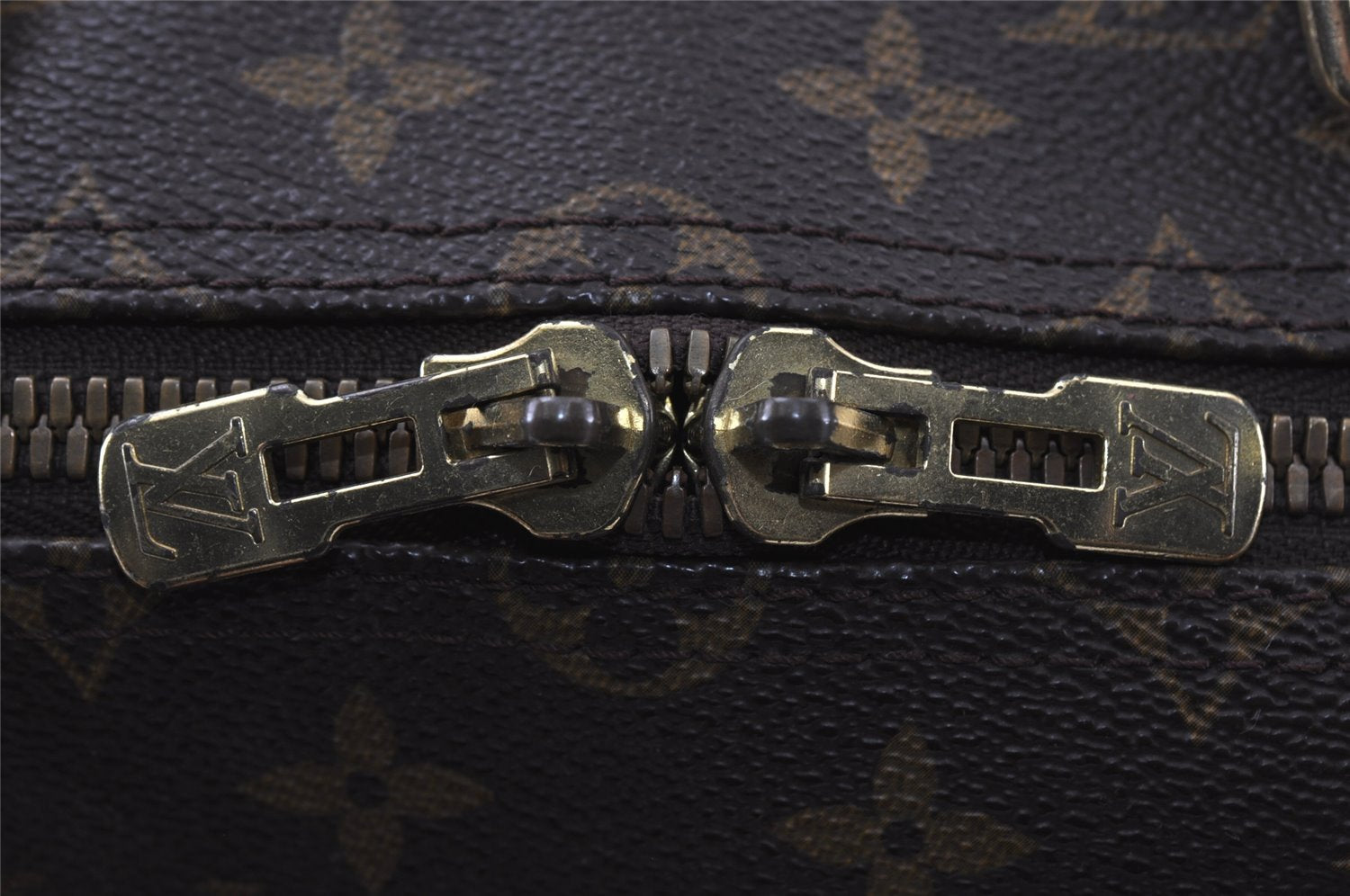 Authentic Louis Vuitton Monogram Keepall 50 Travel Boston Bag M41426 LV 4416I