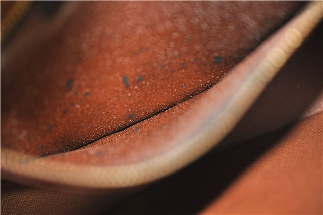 Auth Louis Vuitton Monogram Saint Cloud GM Shoulder Cross Bag M51242 LV 4417D