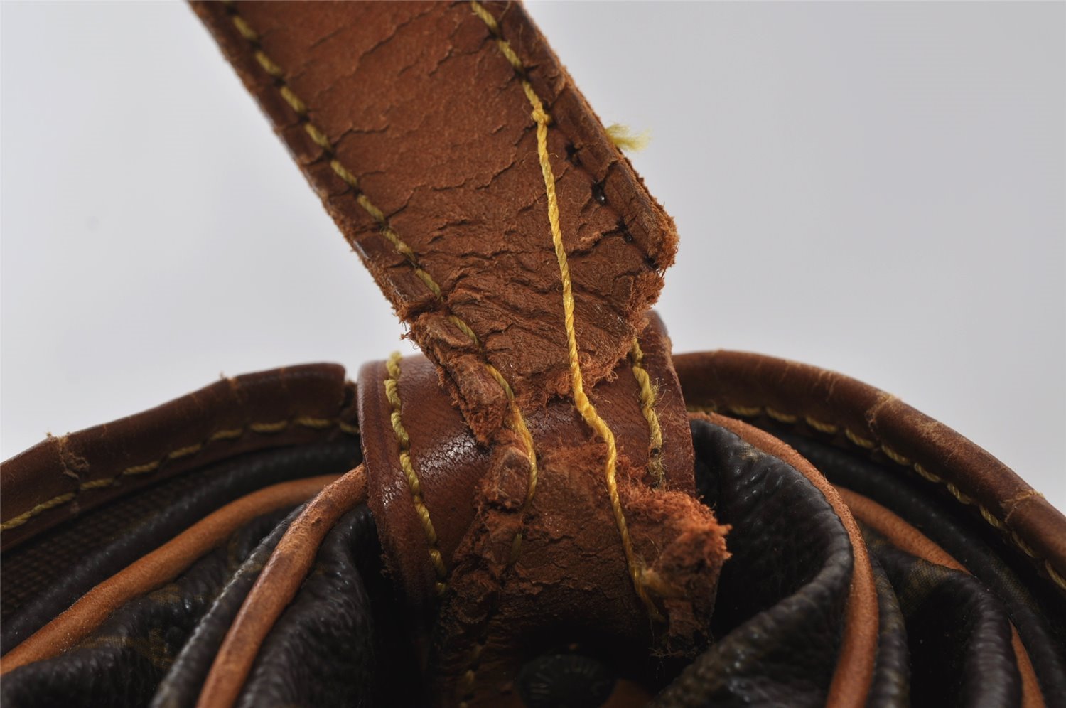 Authentic Louis Vuitton Monogram Saumur 35 Shoulder Cross Bag M42254 Junk 4419I