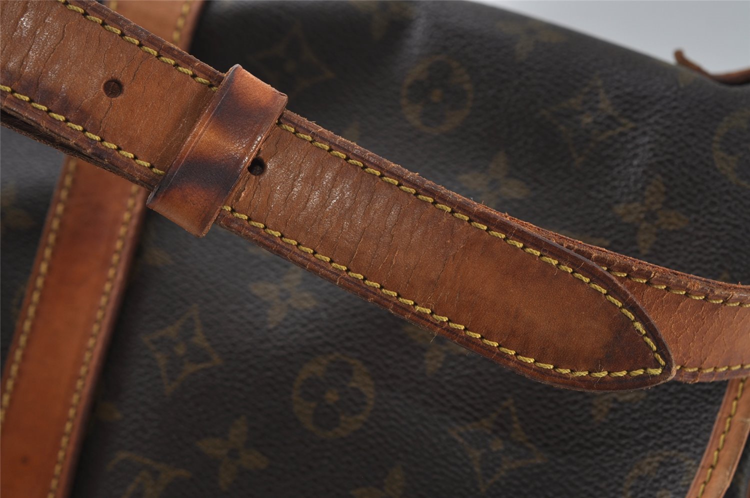 Authentic Louis Vuitton Monogram Saumur 35 Shoulder Cross Bag M42254 Junk 4419I