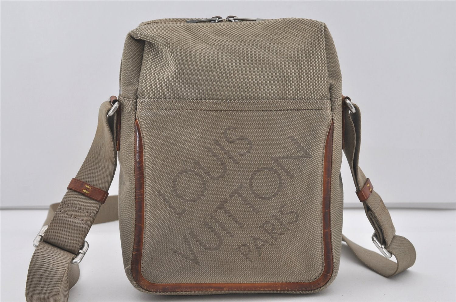 Authentic Louis Vuitton Damier Geant Citadin NM Shoulder Bag M93041 Beige 4421I