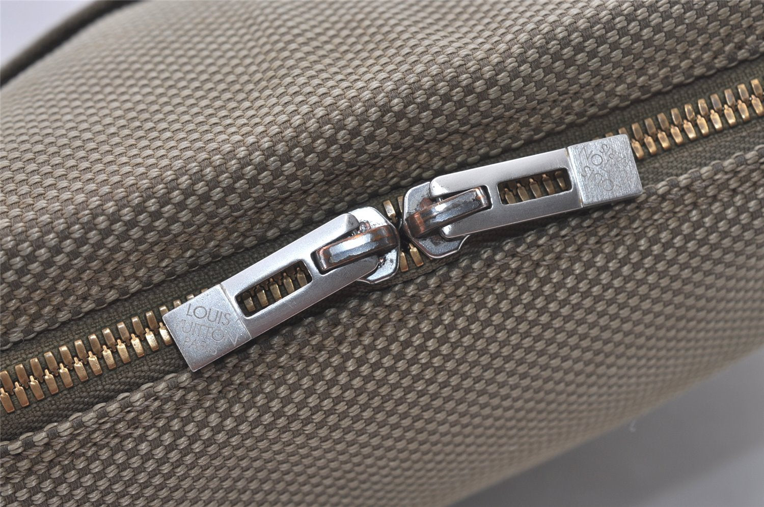 Authentic Louis Vuitton Damier Geant Citadin NM Shoulder Bag M93041 Beige 4421I