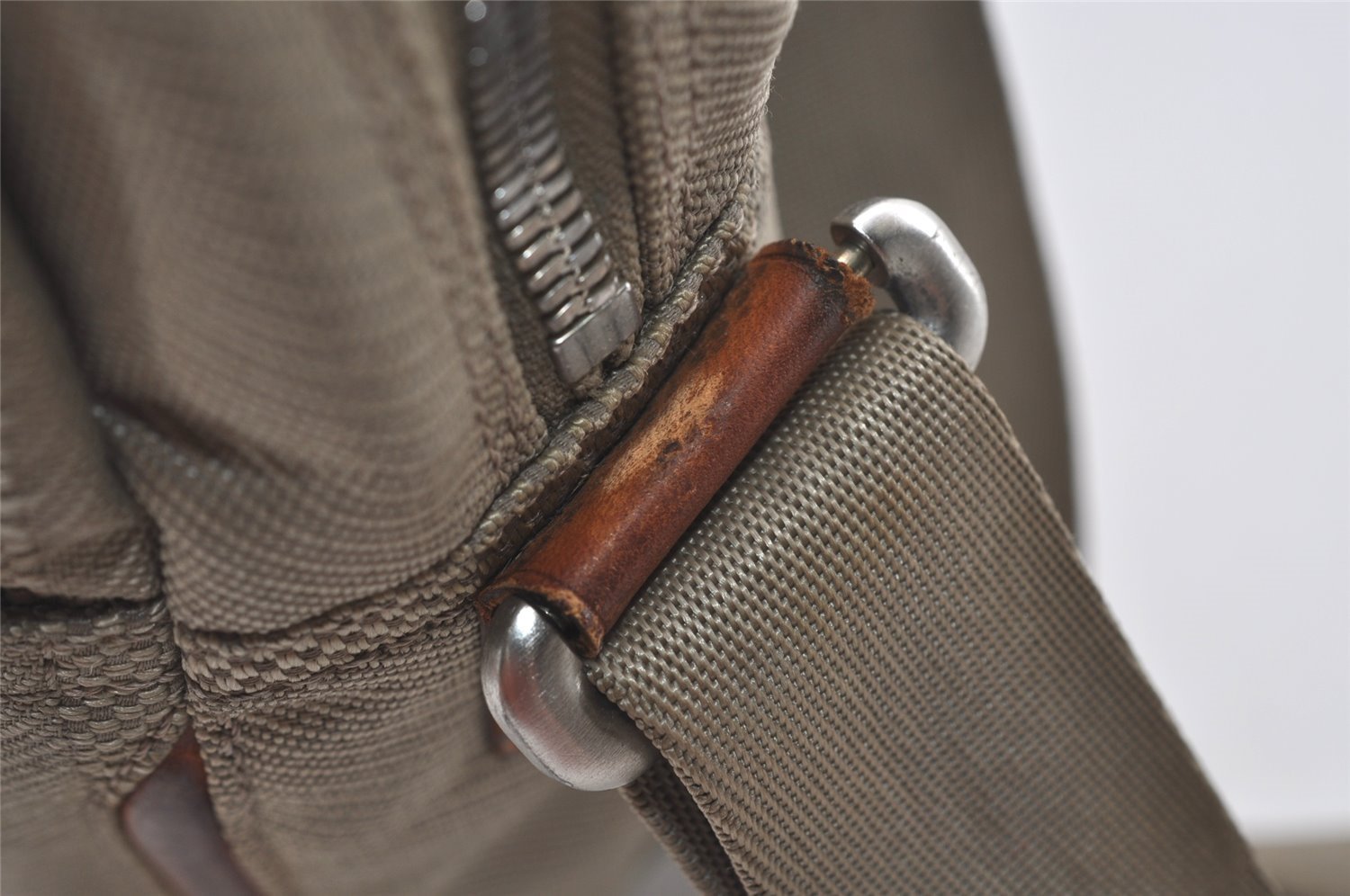 Authentic Louis Vuitton Damier Geant Citadin NM Shoulder Bag M93041 Beige 4421I