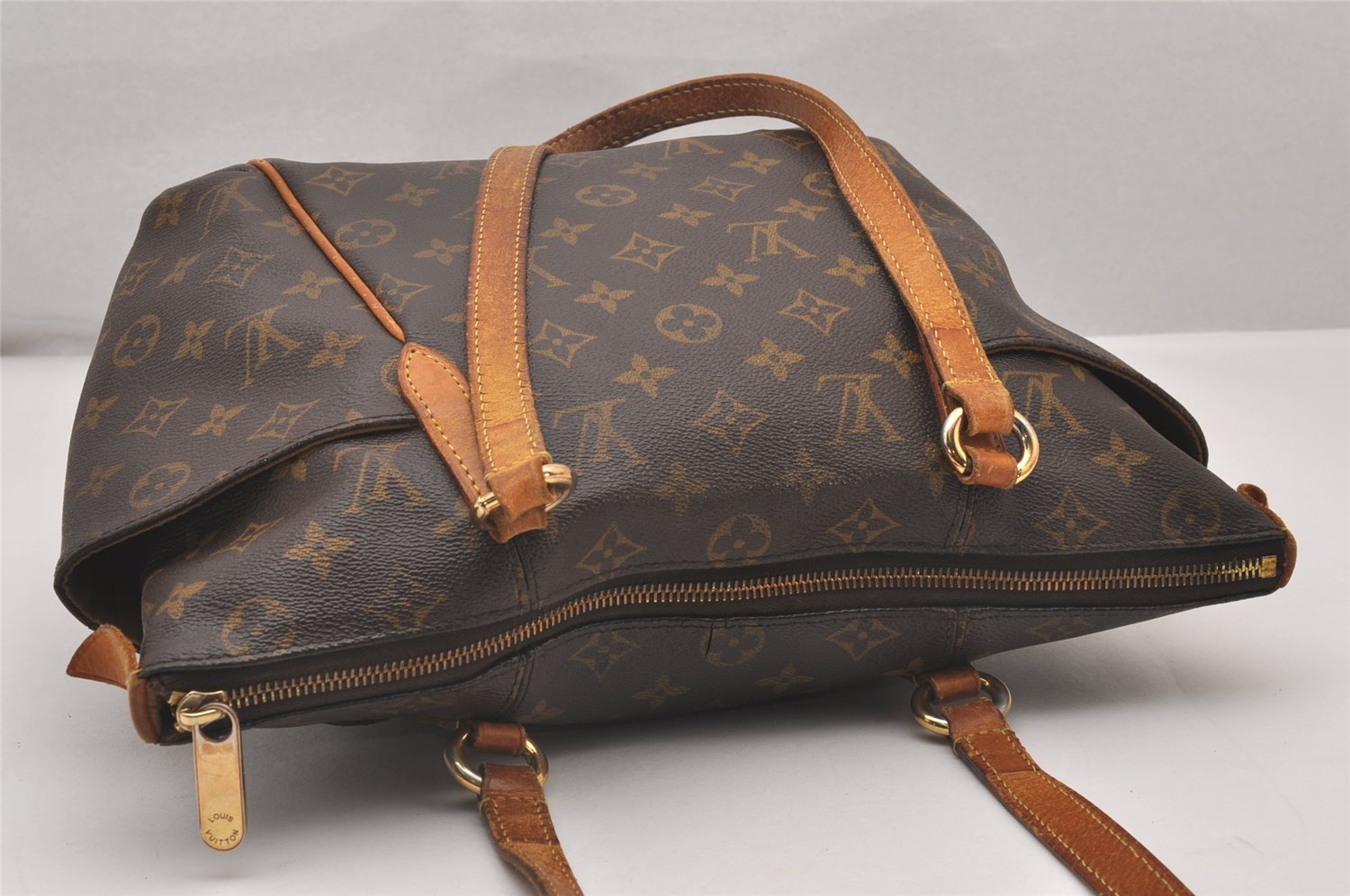 Authentic Louis Vuitton Monogram Totally PM Shoulder Tote Bag M56688 LV 4423I