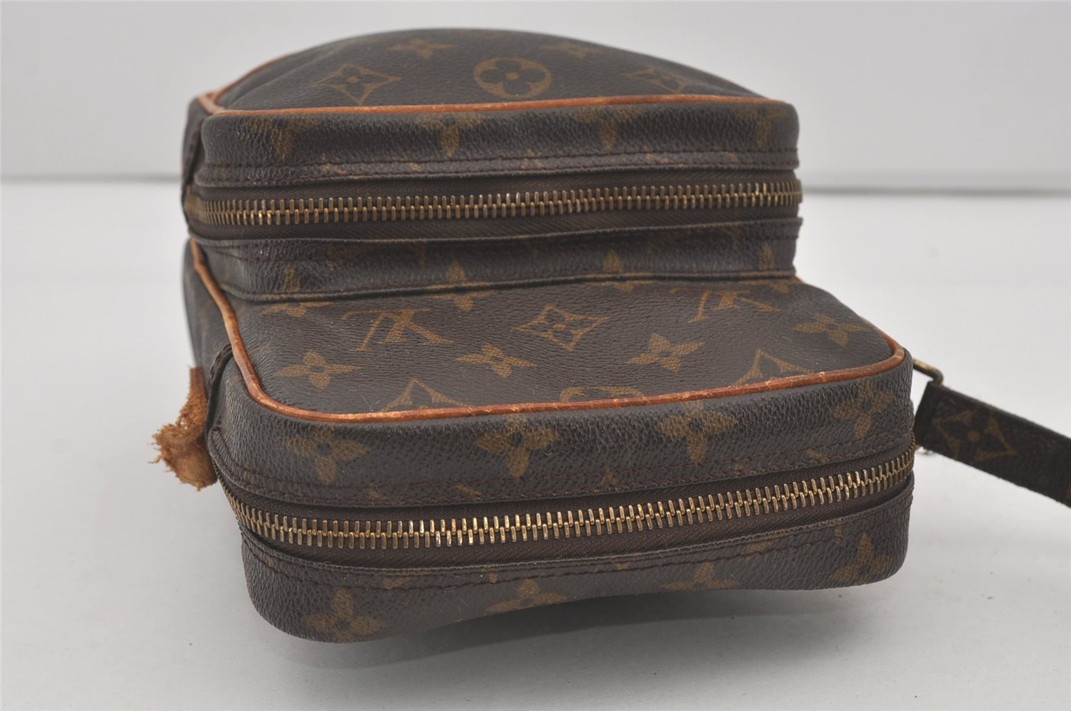 Authentic Louis Vuitton Monogram Amazone Shoulder Cross Bag M45236 Junk 4424I