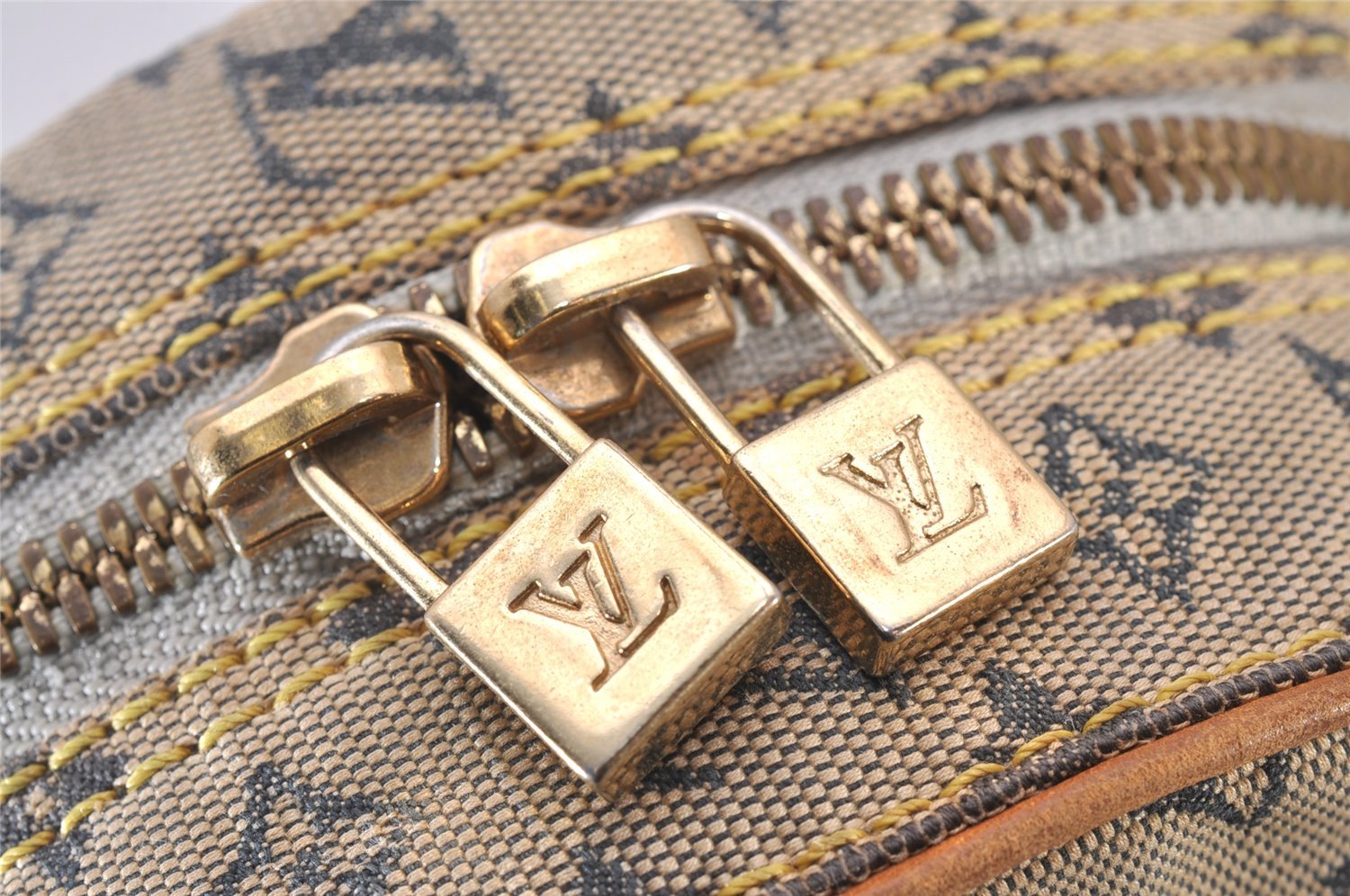 Auth Louis Vuitton Monogram Mini Jeanne GM Shoulder Bag M92000 Blue Junk 4429I