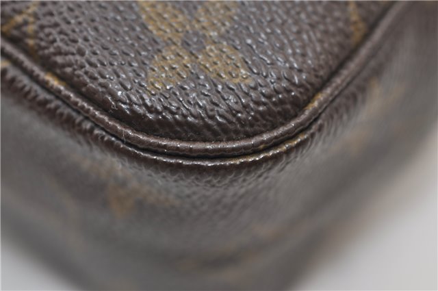 Auth Louis Vuitton Monogram Trousse Toilette 23 Clutch Hand Bag M47524 LV 4430E
