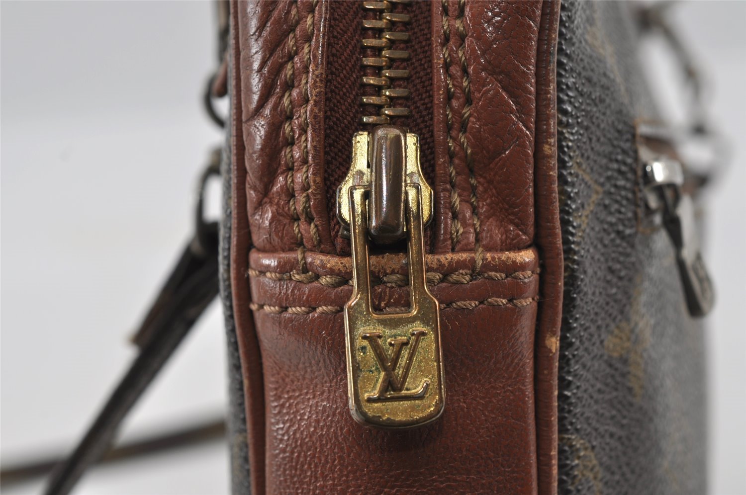 Authentic Louis Vuitton Monogram Shoulder Cross Body Bag Old Model LV 4431I