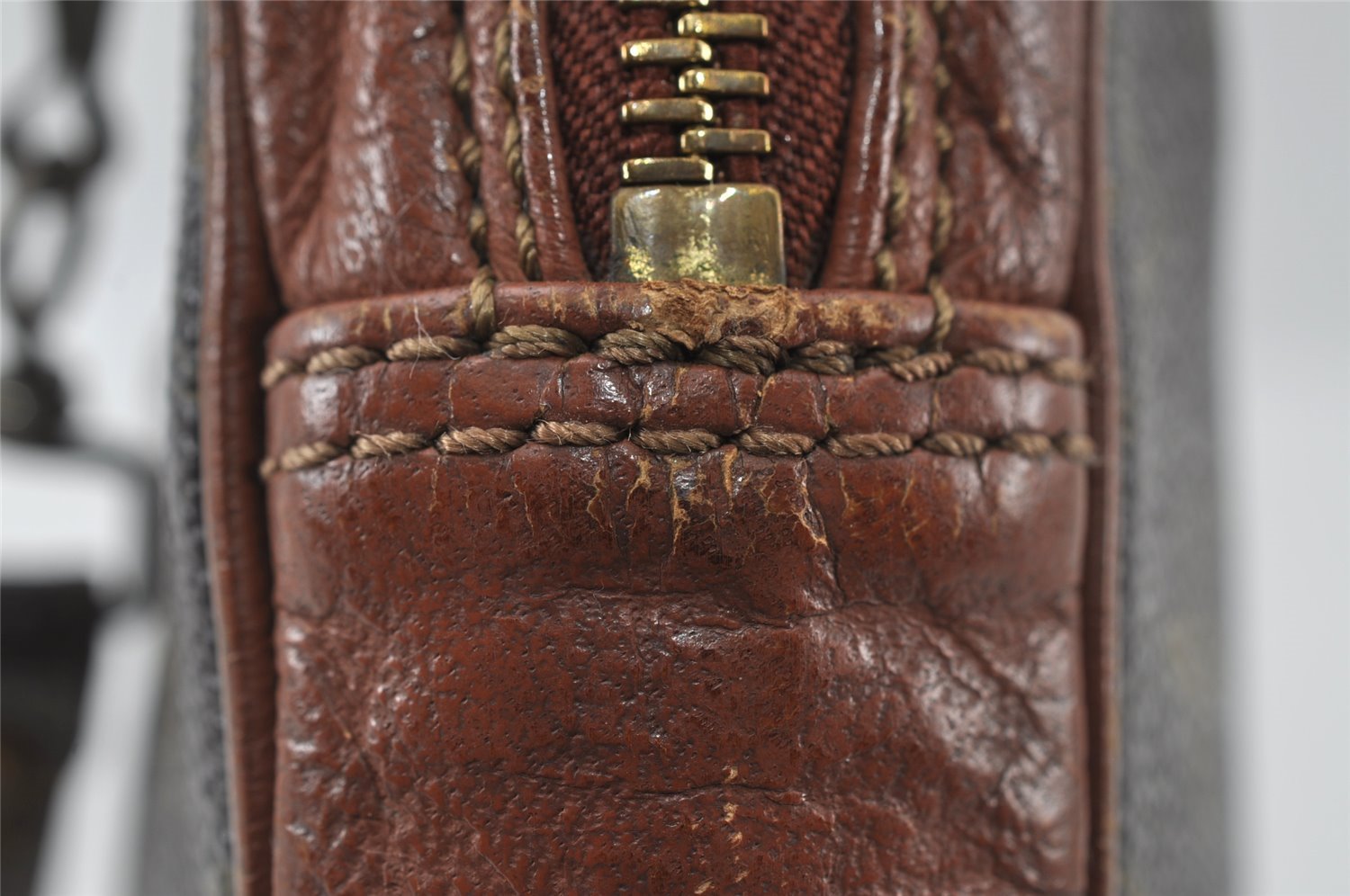 Authentic Louis Vuitton Monogram Shoulder Cross Body Bag Old Model LV 4431I