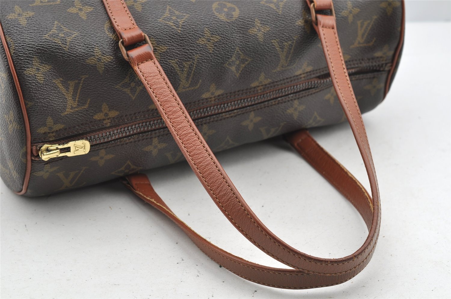 Authentic Louis Vuitton Monogram Papillon 30 Hand Bag Old Model LV 4436I