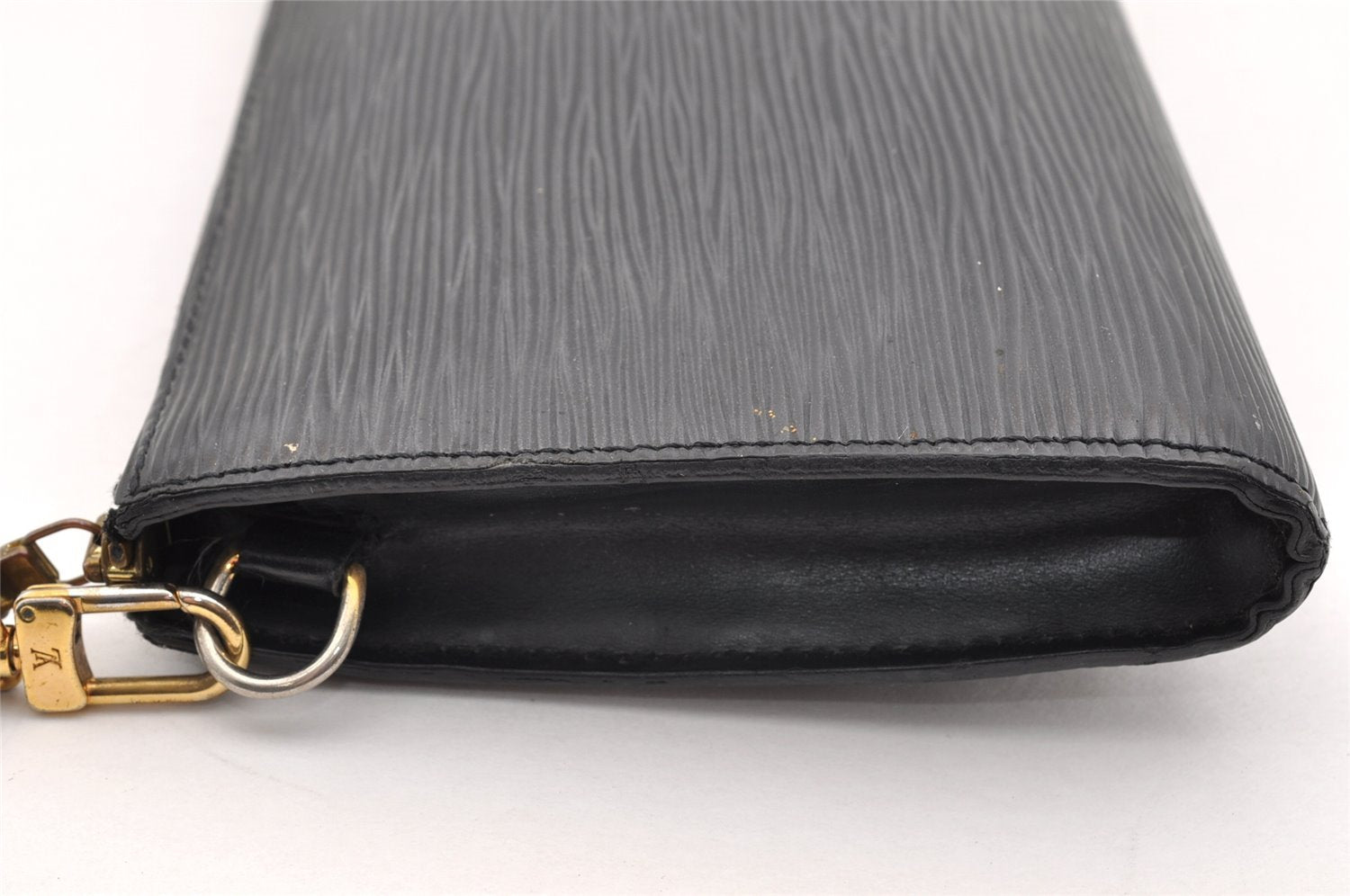 Authentic Louis Vuitton Epi Pochette Accessoires Pouch Black M52942 LV 4439I