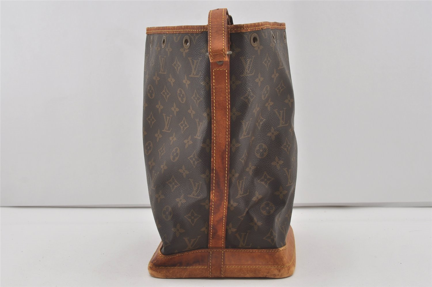 Authentic Louis Vuitton Monogram Noe Shoulder Drawstring Bag M42224 LV 4441I