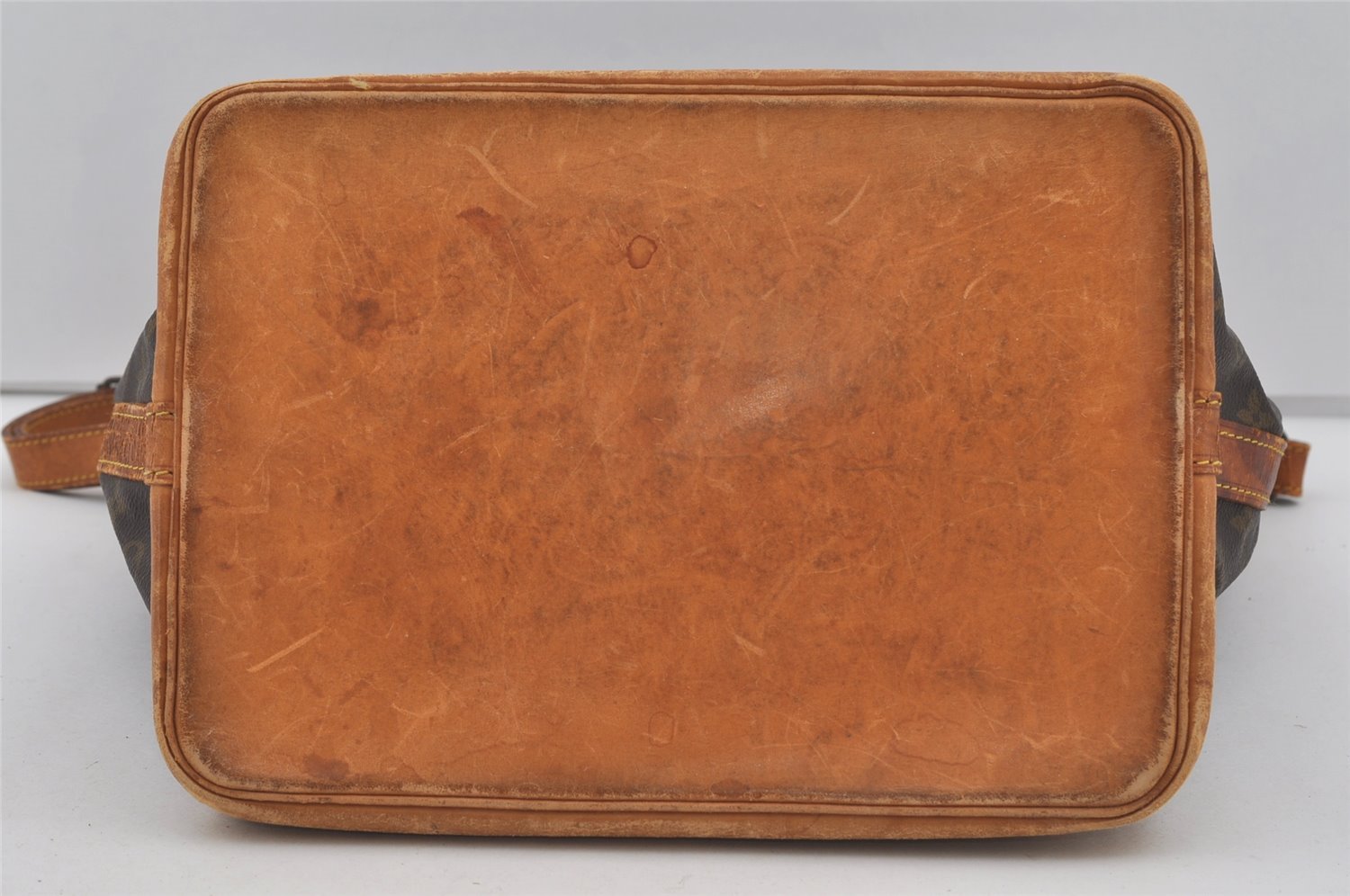 Authentic Louis Vuitton Monogram Noe Shoulder Drawstring Bag M42224 LV 4441I