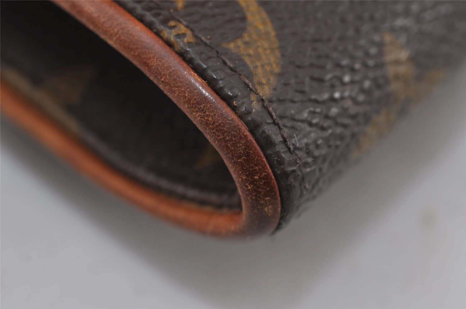 Authentic Louis Vuitton Monogram Pochette Twin GM Shoulder Bag M51852 LV 4444I