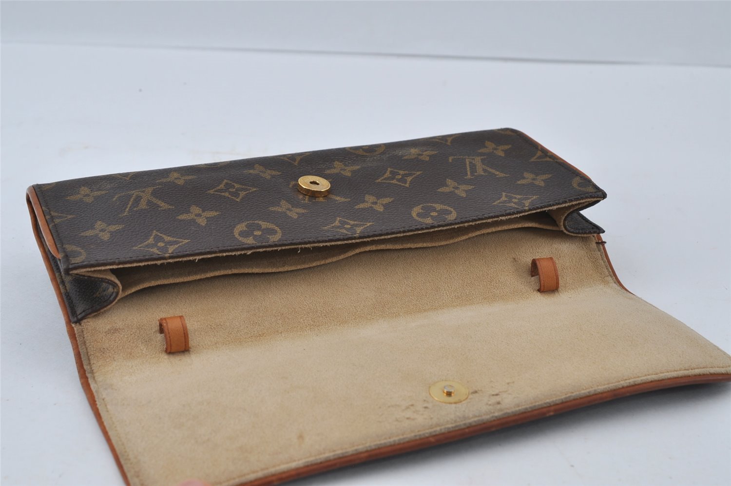 Authentic Louis Vuitton Monogram Pochette Twin GM Shoulder Bag M51852 LV 4444I