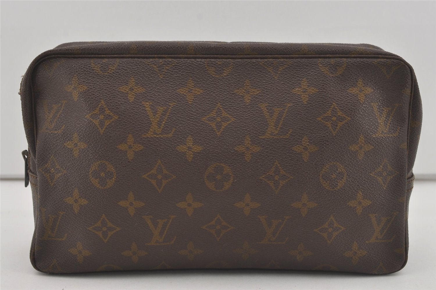 Auth Louis Vuitton Monogram Trousse Toilette 28 Clutch Hand Bag Old Model 4454I