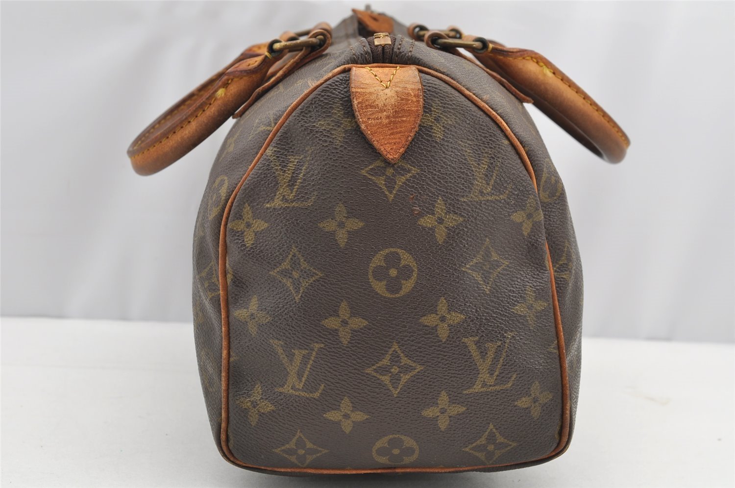 Authentic Louis Vuitton Monogram Speedy 25 Boston Hand Bag M41528 LV 4455I