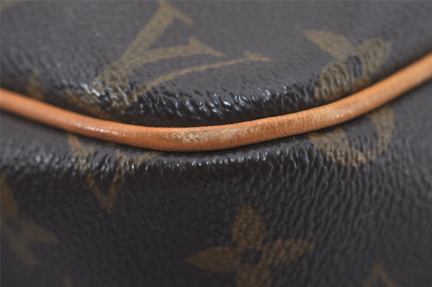 Authentic Louis Vuitton Monogram Reporter PM Shoulder Cross Bag M45254 LV 4459I