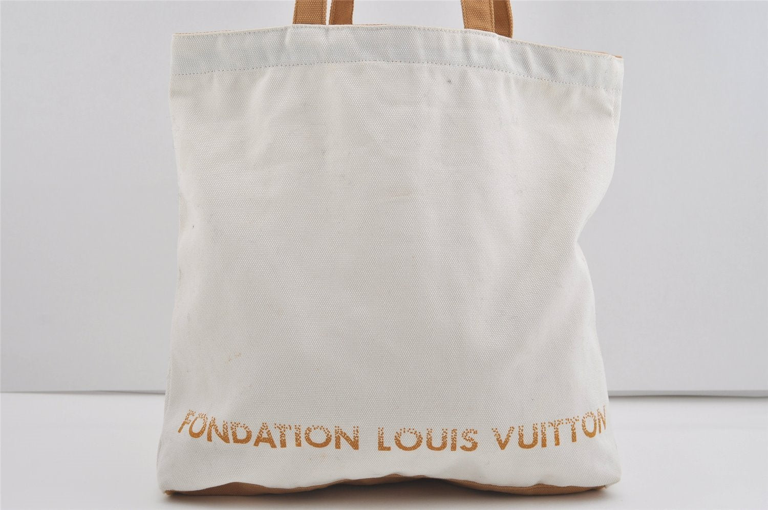 Authentic Louis Vuitton Fondation Exclusive Shoulder Tote Bag Canvas White 4461I