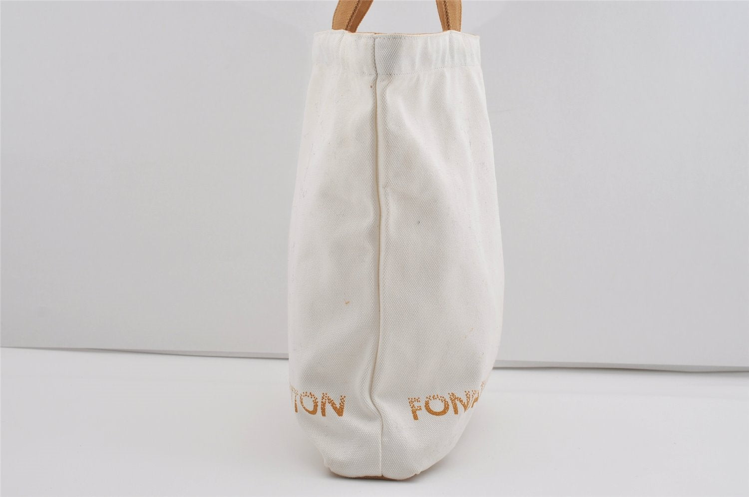 Authentic Louis Vuitton Fondation Exclusive Shoulder Tote Bag Canvas White 4461I