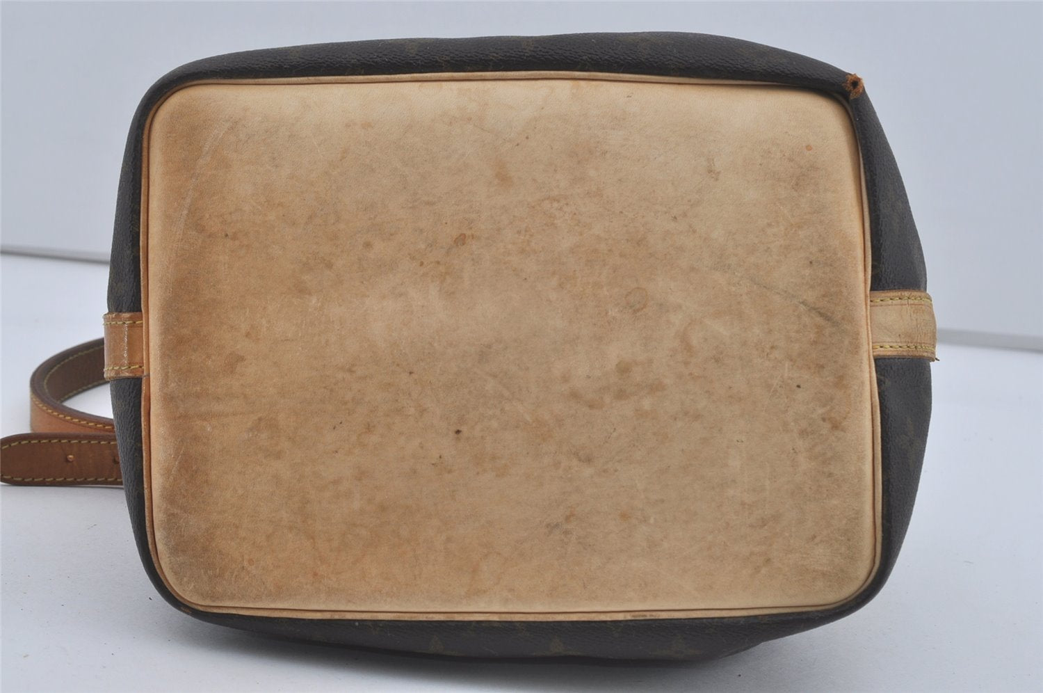 Authentic Louis Vuitton Monogram Petit Noe M42226 Shoulder Drawstring Bag 4468I