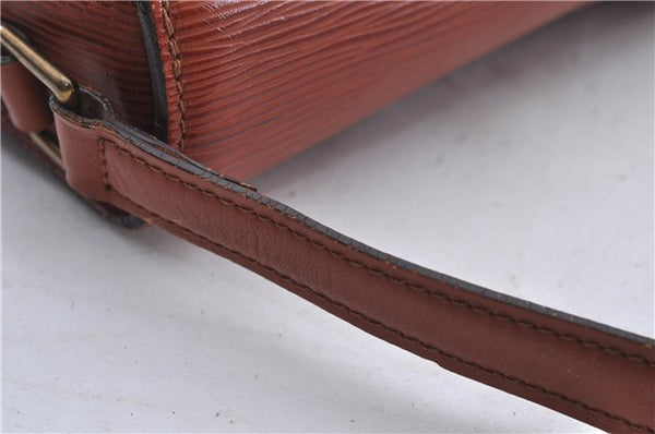 Authentic Louis Vuitton Epi Saint Cloud GM Shoulder Bag Brown LV 4471D