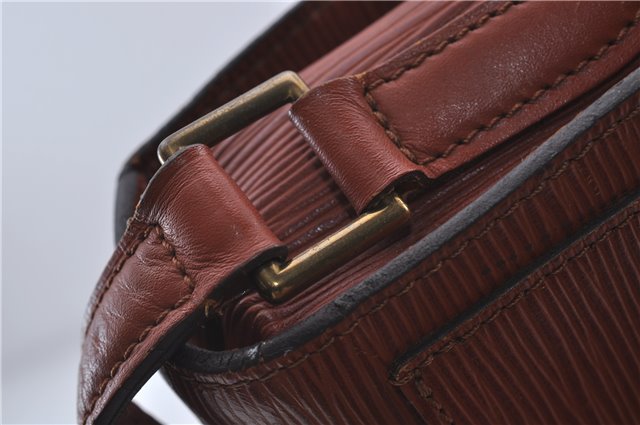 Authentic Louis Vuitton Epi Saint Cloud GM Shoulder Bag Brown LV 4471D