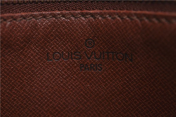 Authentic Louis Vuitton Epi Saint Cloud GM Shoulder Bag Brown LV 4471D