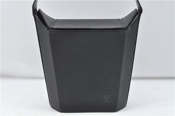 Authentic Louis Vuitton Epi Sac Seau Shoulder Bag Black M80161 LV 4474D