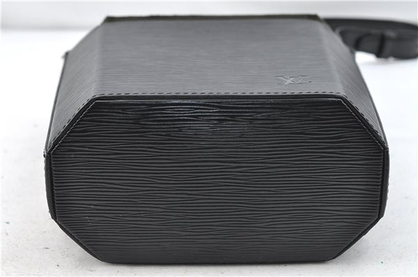 Authentic Louis Vuitton Epi Sac Seau Shoulder Bag Black M80161 LV 4474D