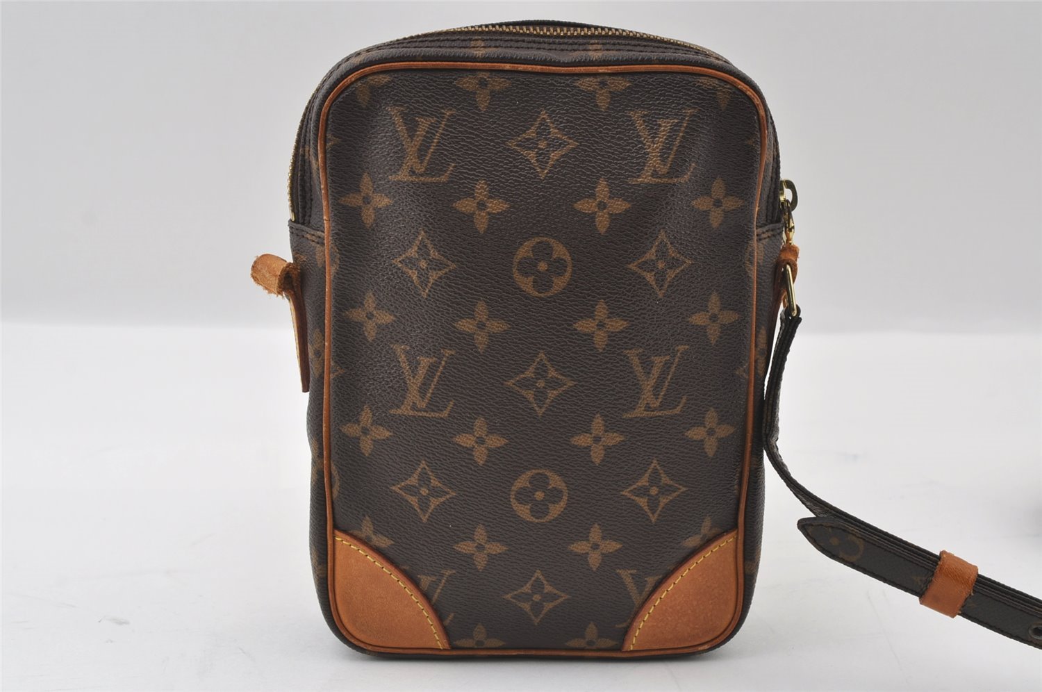 Authentic Louis Vuitton Monogram Danube Shoulder Cross Bag M45266 Junk 4482I