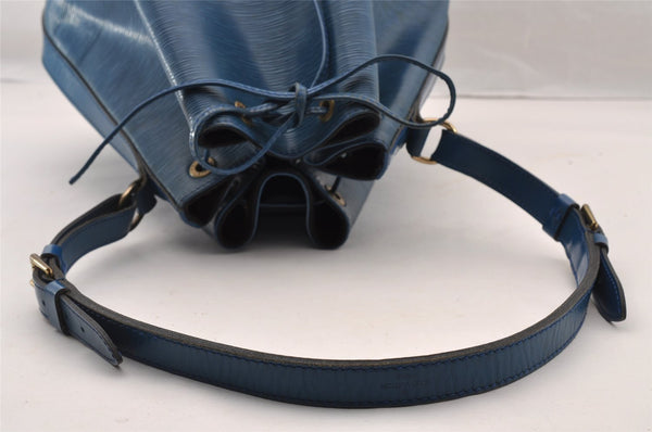 Authentic Louis Vuitton Epi Noe Shoulder Drawstring Bag Blue M44005 LV 4483I