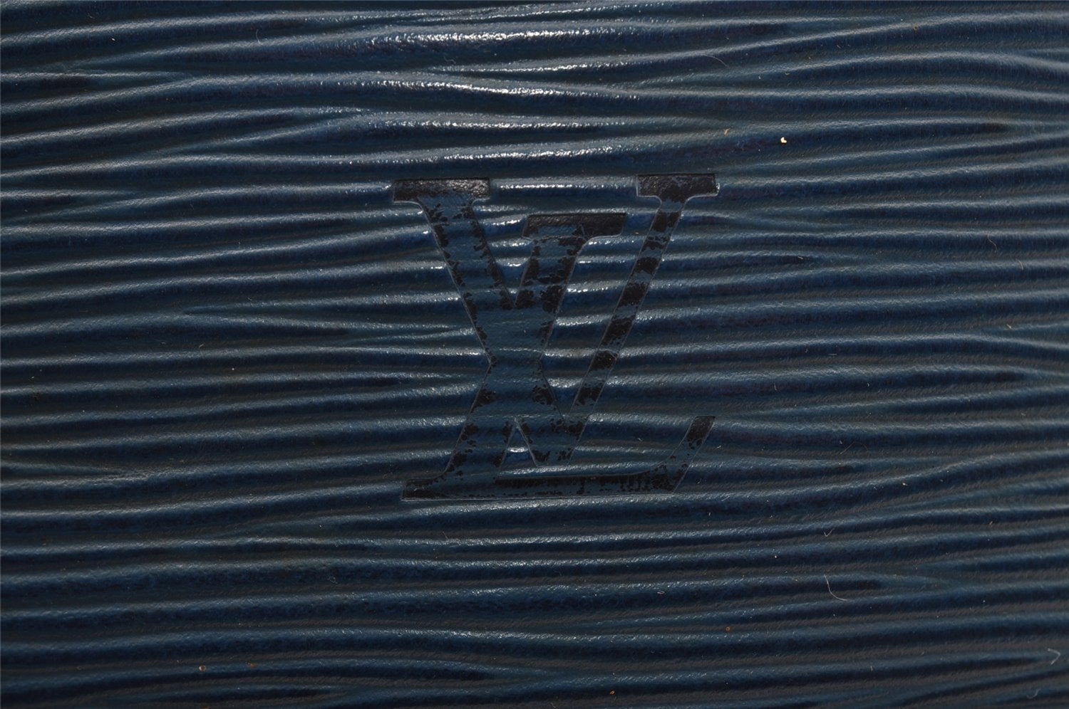 Authentic Louis Vuitton Epi Noe Shoulder Drawstring Bag Blue M44005 LV 4483I